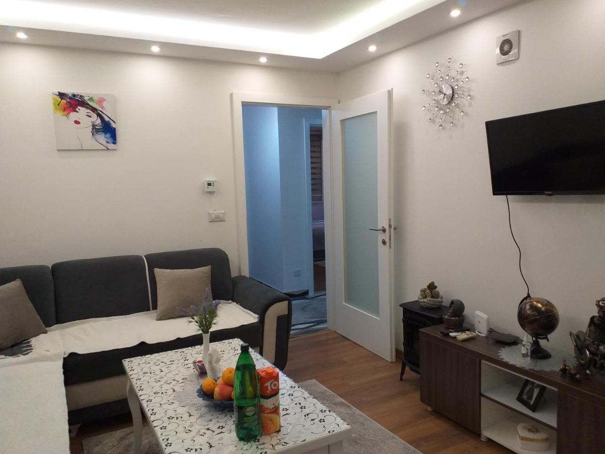 Trosoban Apartman Sarajevo, Ilidza Centar エクステリア 写真